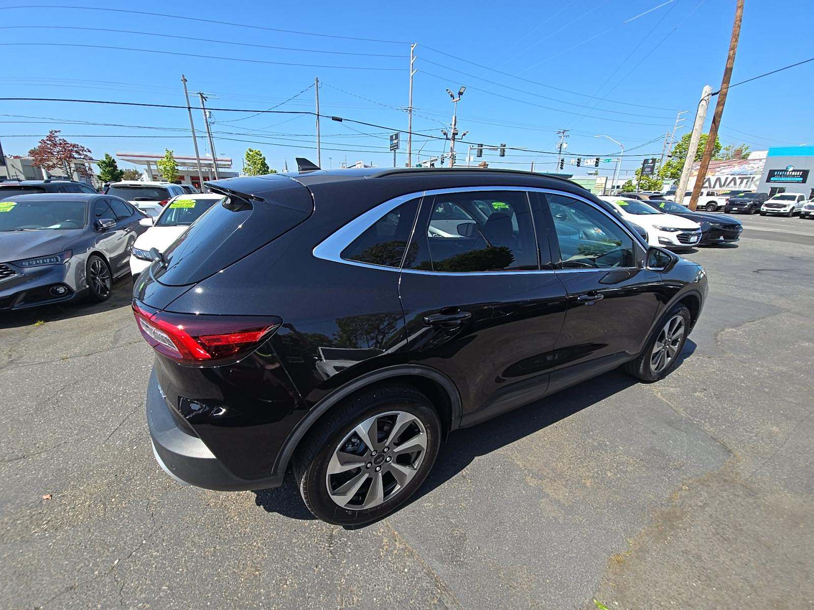 FORD ESCAPE - 3