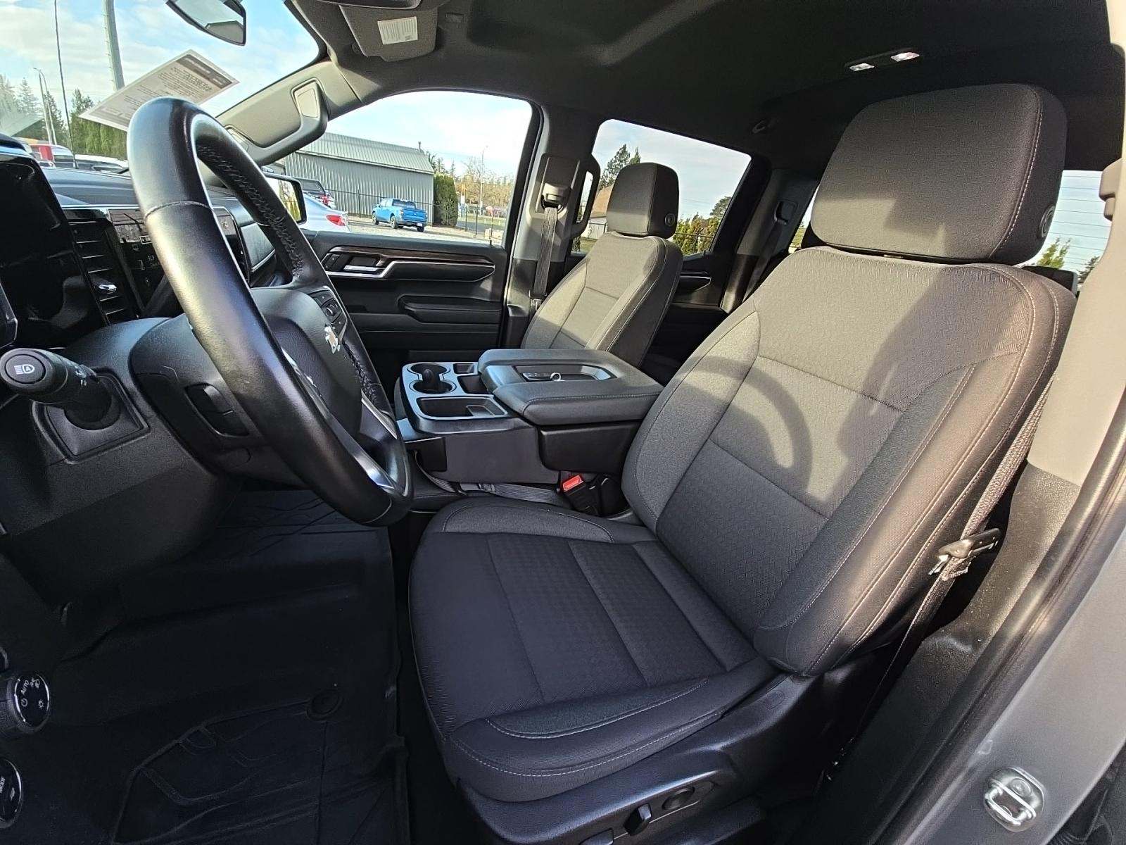 2023 Chevrolet Silverado 1500 LT AWD