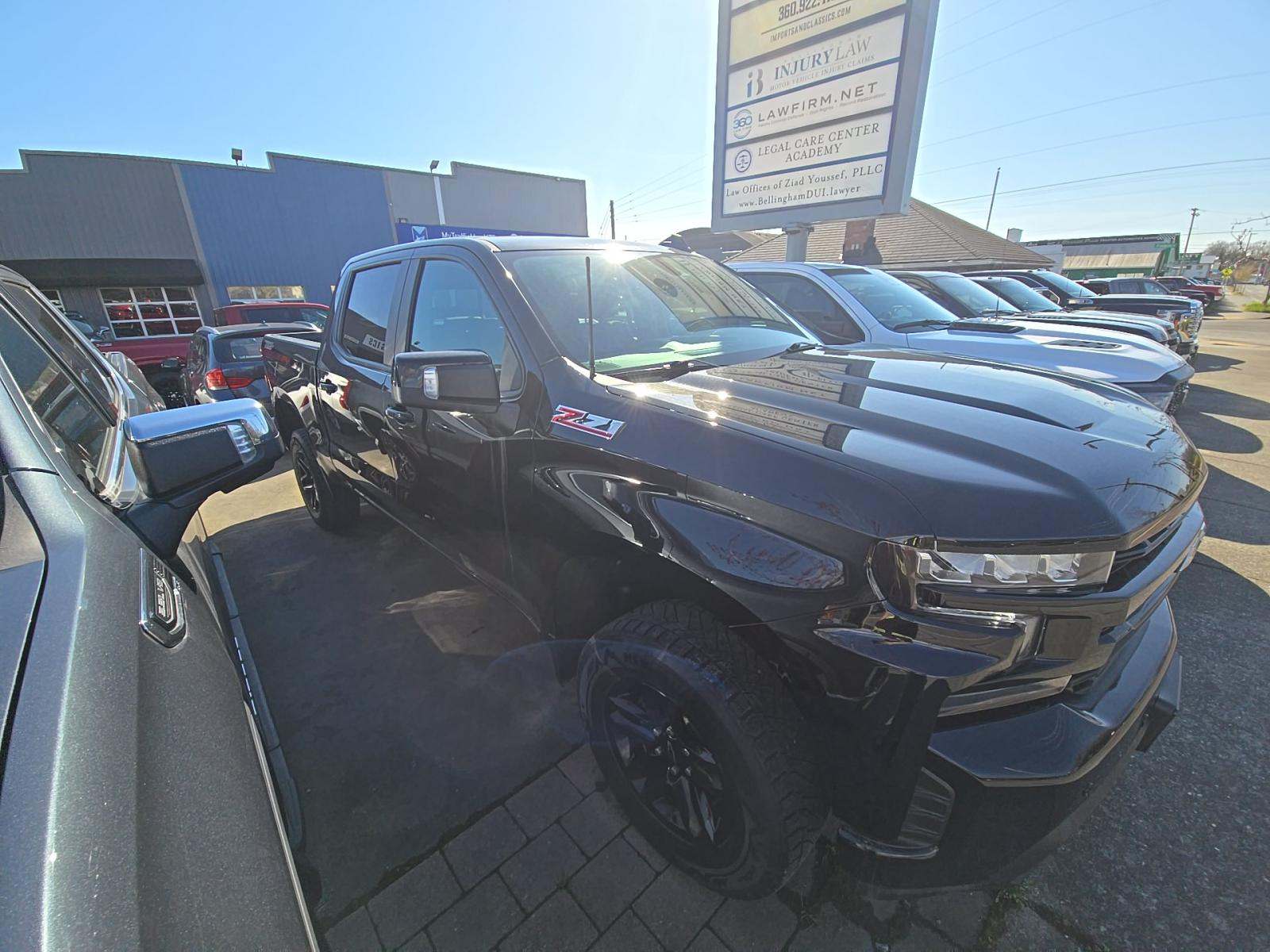 CHEVROLET SILVERADO - 4