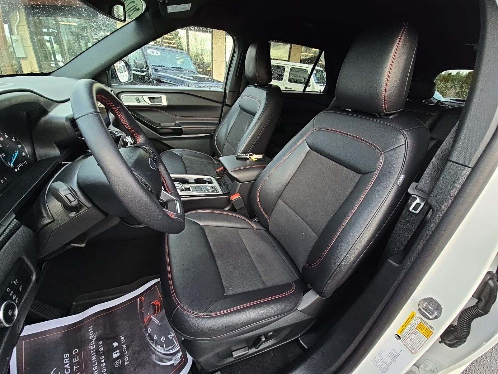 2024 Ford Explorer ST-Line AWD