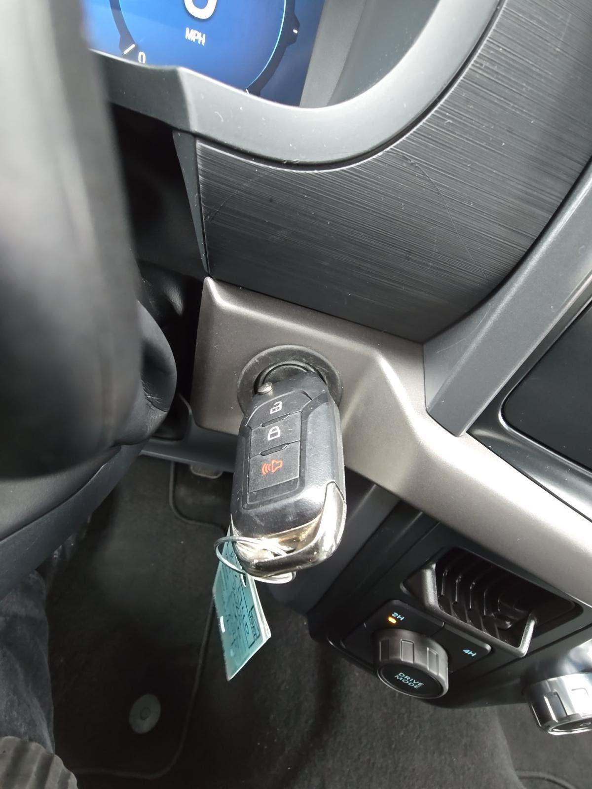 FORD F-150 - 8