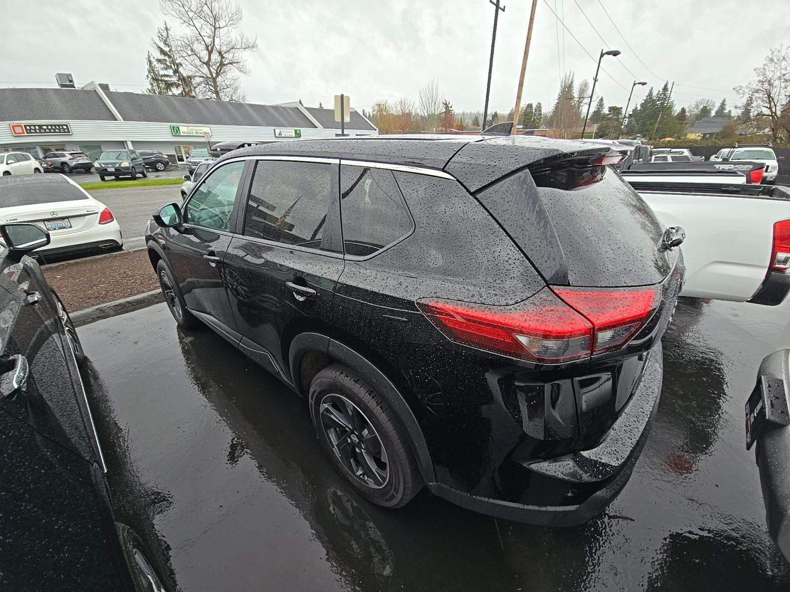 2024 Nissan Rogue SV AWD