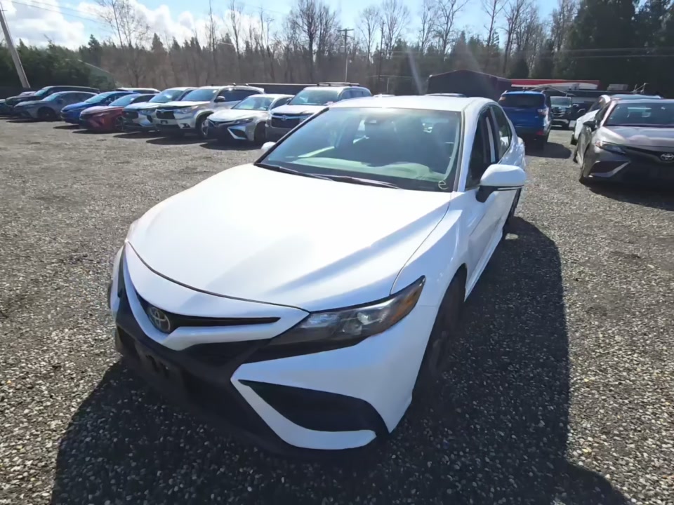 2024 Toyota Camry SE FWD