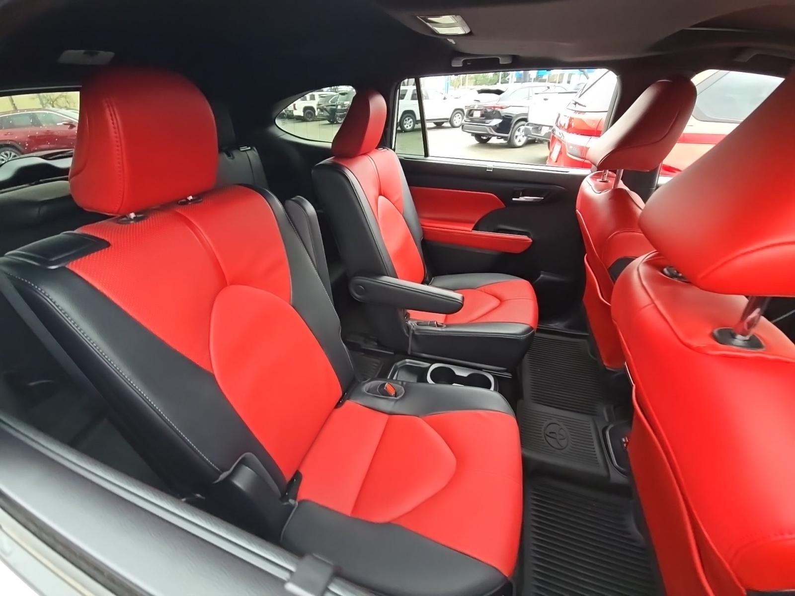 2023 Toyota Highlander XSE AWD