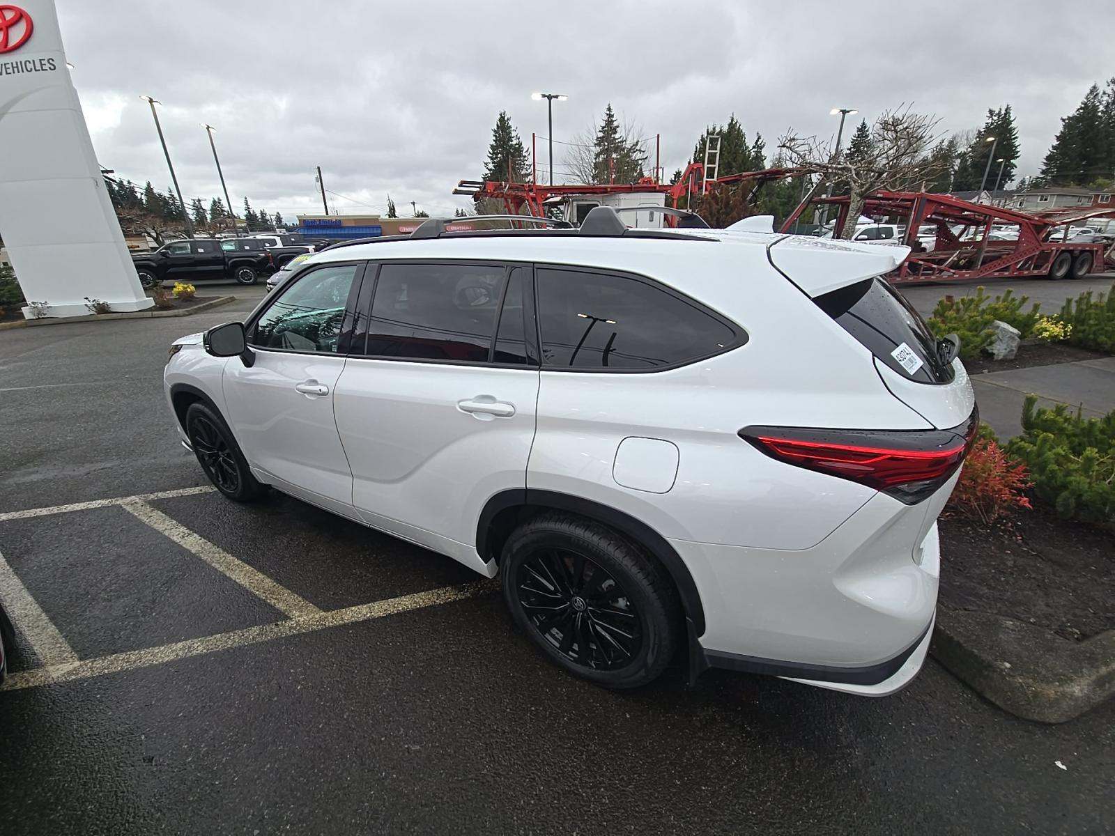 2023 Toyota Highlander XSE AWD