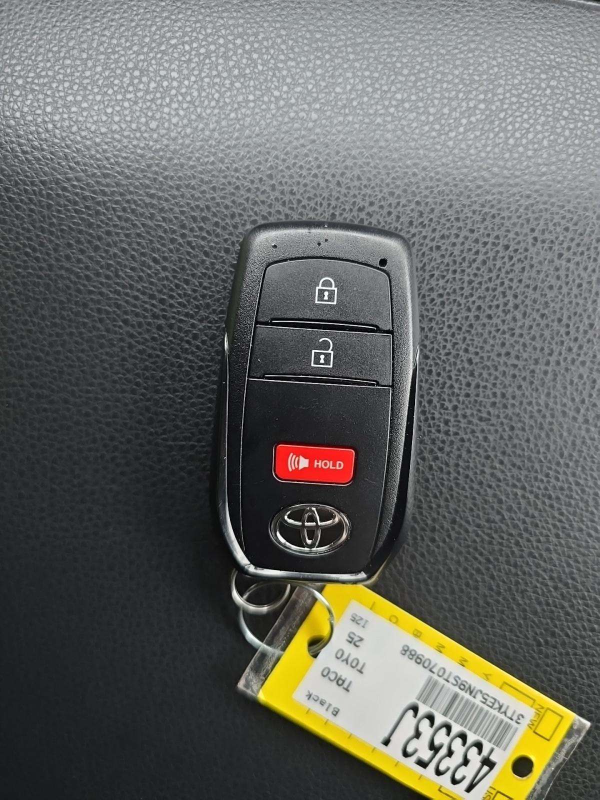 2025 Toyota Tacoma SR AWD