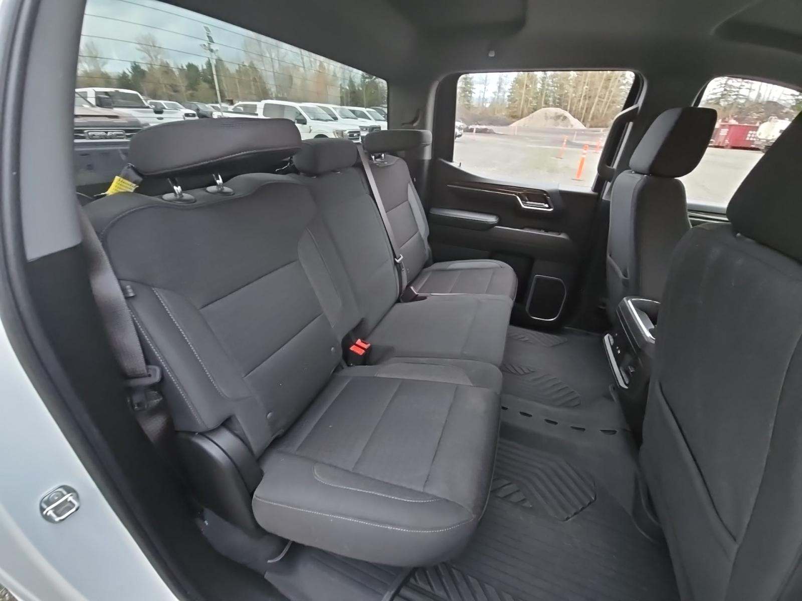 2024 Chevrolet Silverado 1500 RST AWD