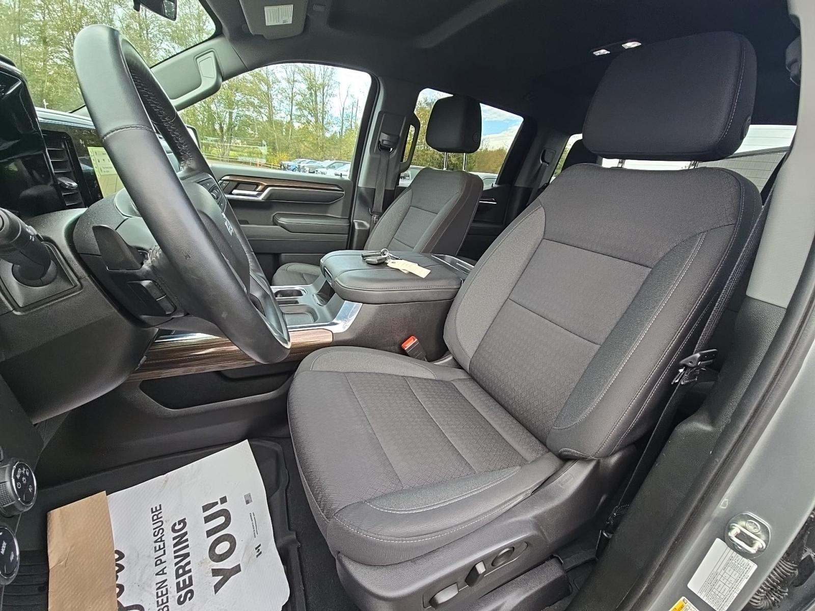 2023 Chevrolet Silverado 1500 RST AWD