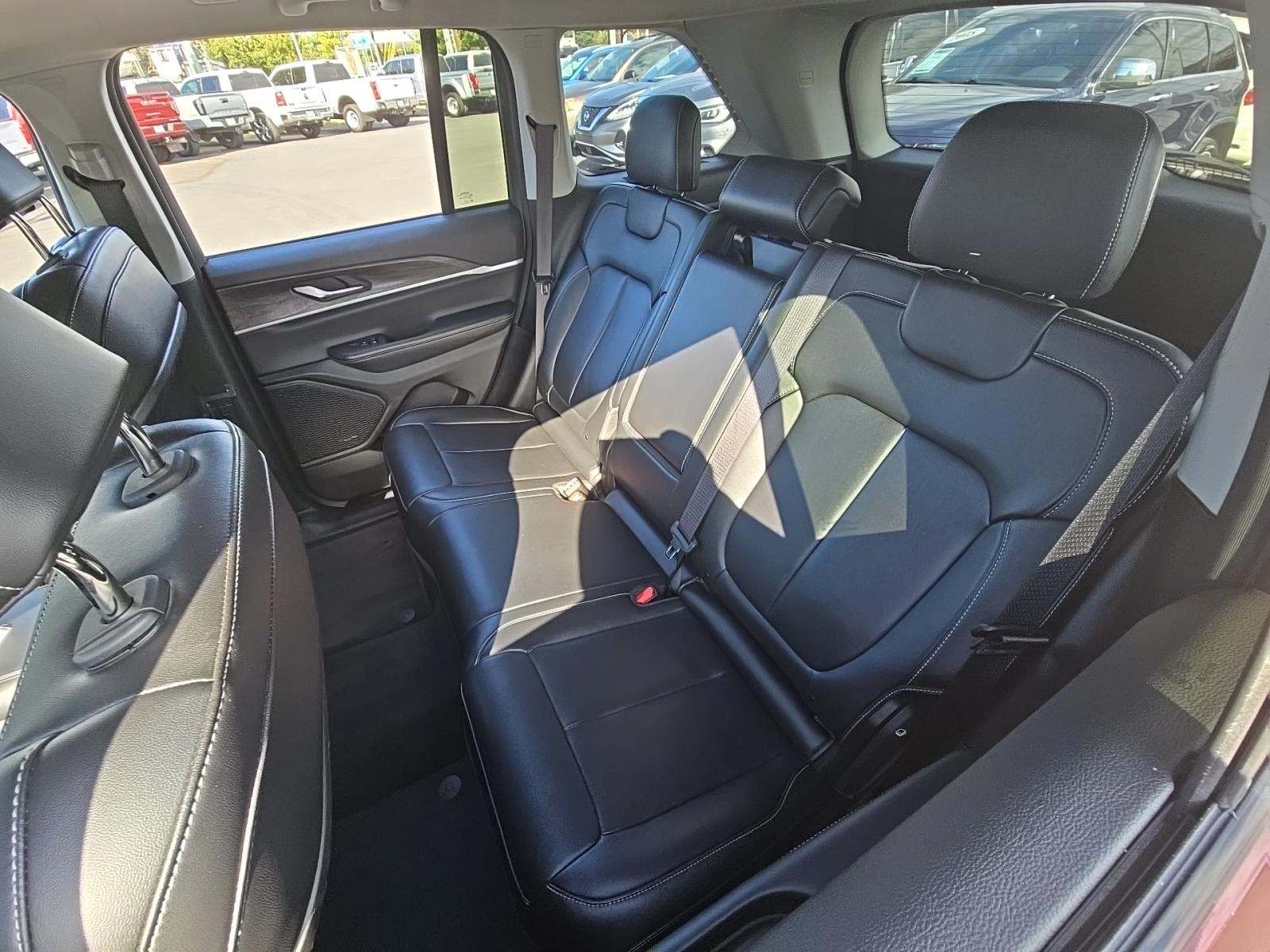 2023 Jeep Grand Cherokee Limited AWD