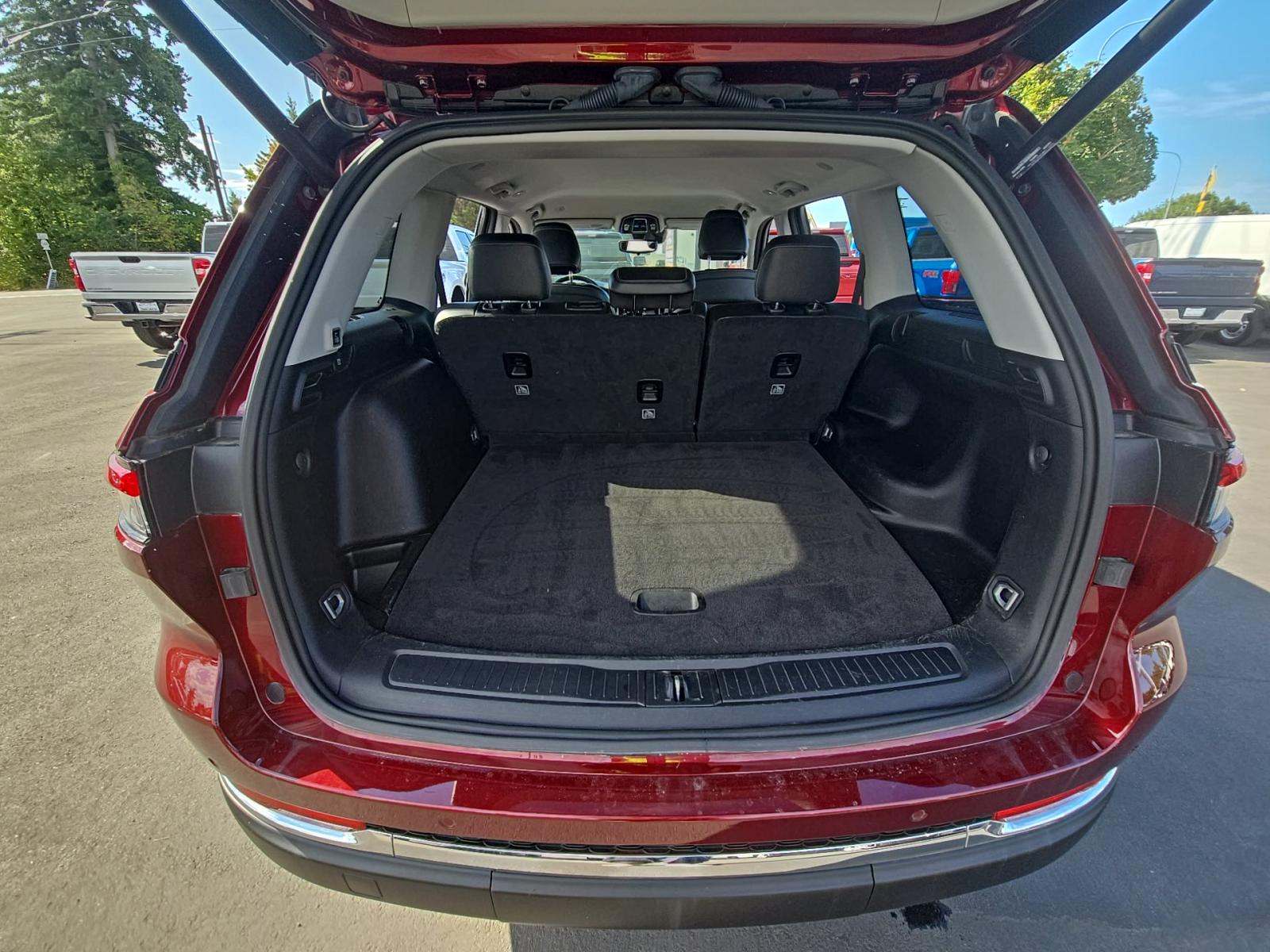 2023 Jeep Grand Cherokee Limited AWD