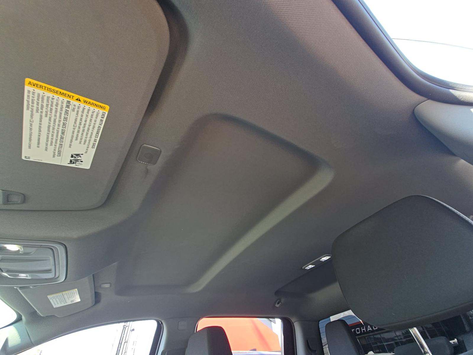 2023 Chevrolet Silverado 1500 Custom AWD
