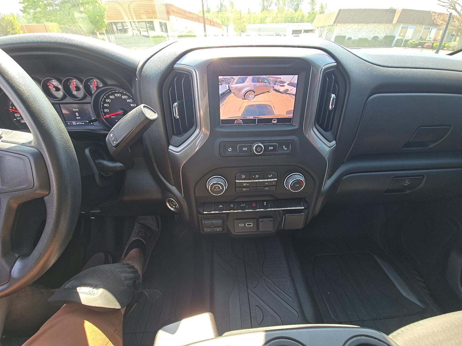 2023 Chevrolet Silverado 1500 Custom AWD