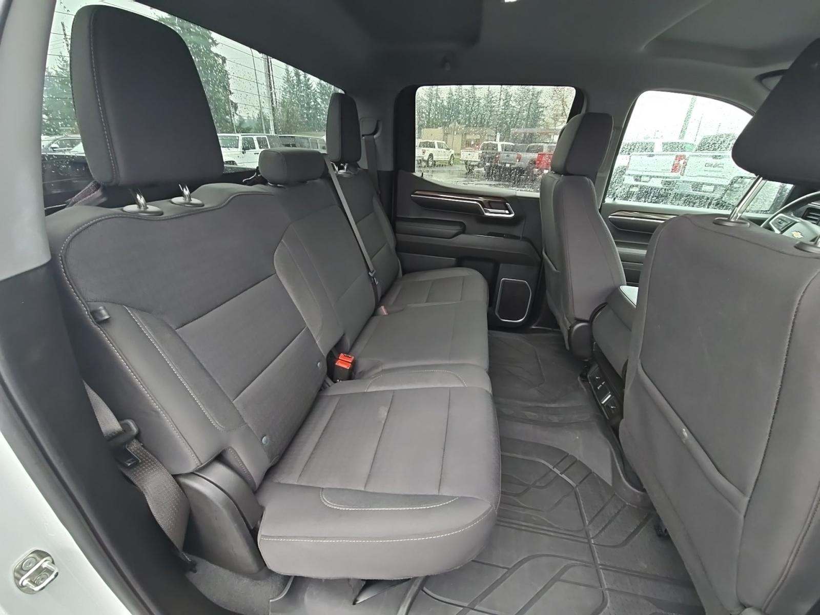 2023 Chevrolet Silverado 1500 LT AWD