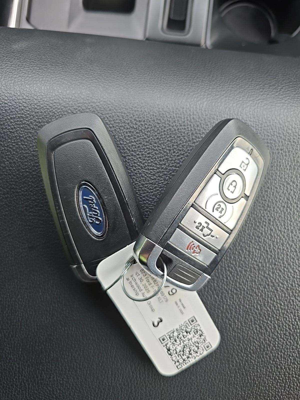 2023 Ford F-150 XLT AWD