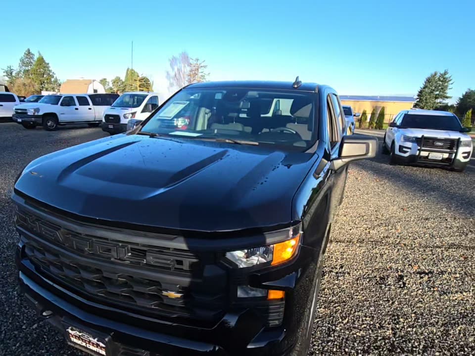 2023 Chevrolet Silverado 1500 Custom AWD
