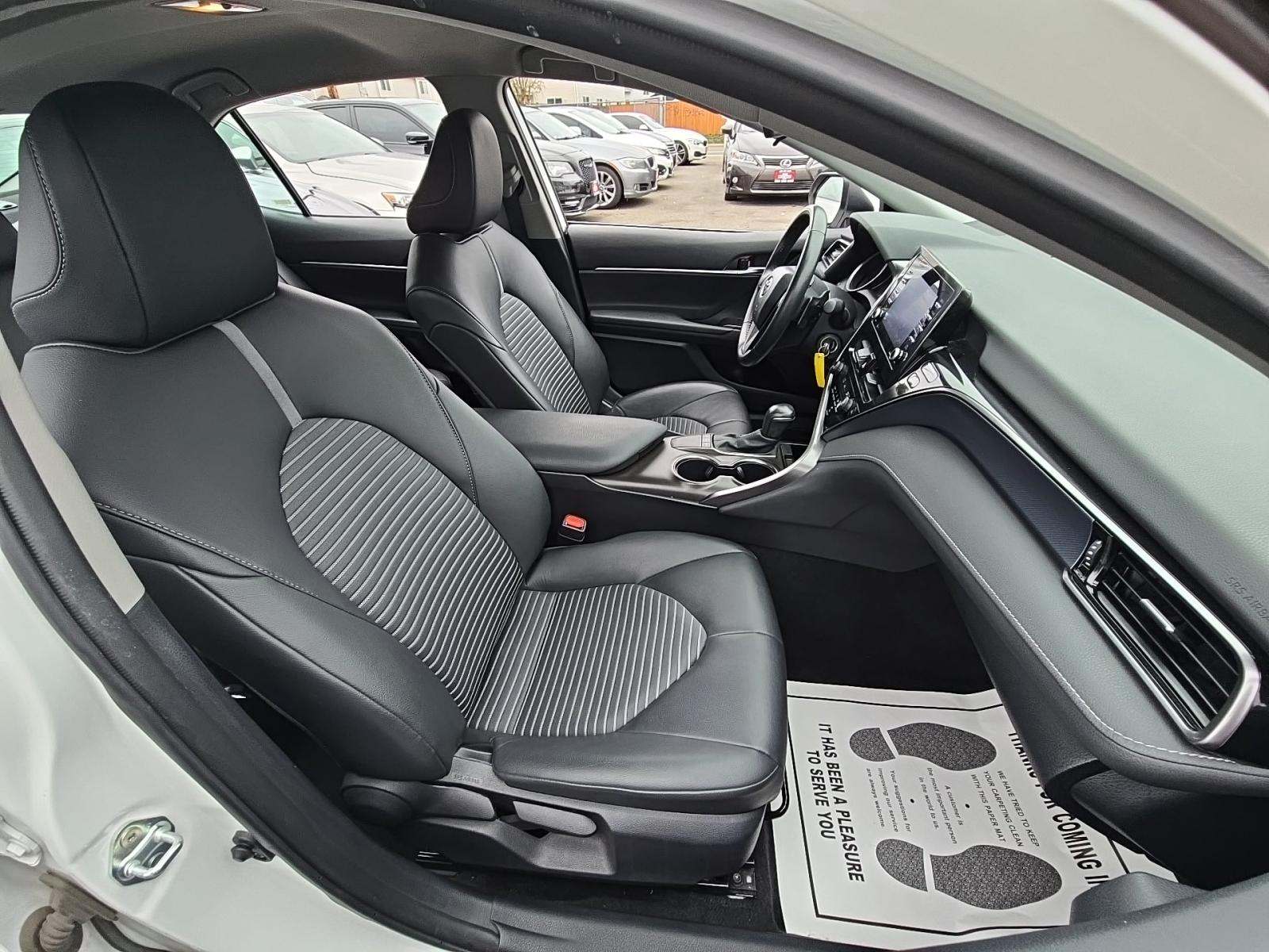 2024 Toyota Camry SE FWD