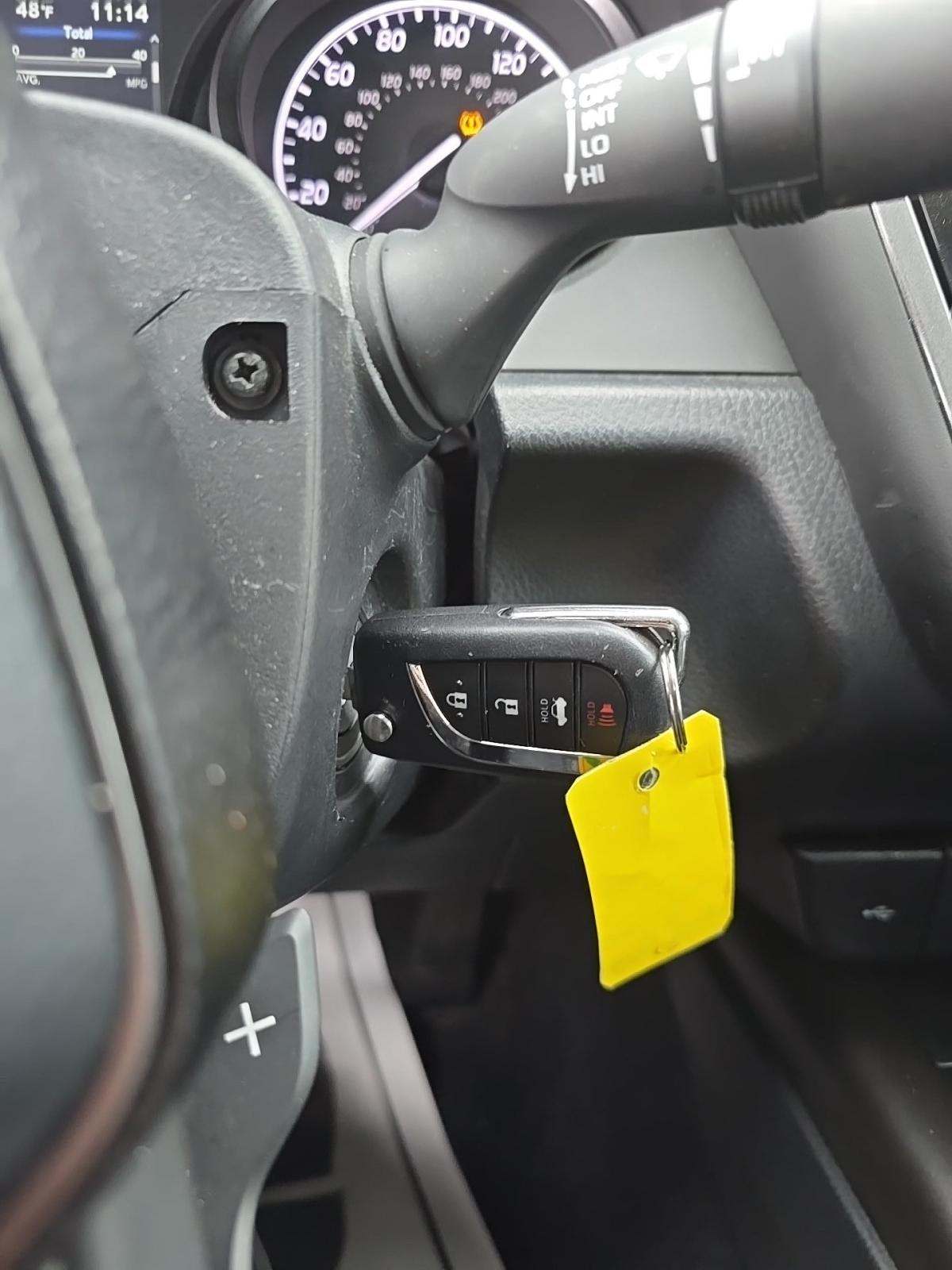 2024 Toyota Camry SE FWD