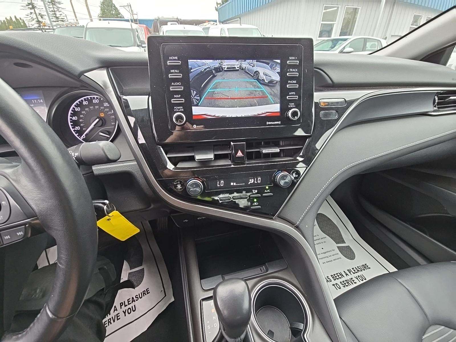 2024 Toyota Camry SE FWD