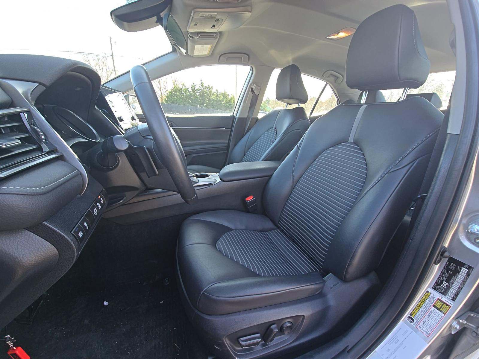 2024 Toyota Camry SE FWD