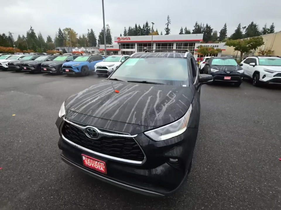 2025 Toyota Highlander Hybrid Platinum AWD
