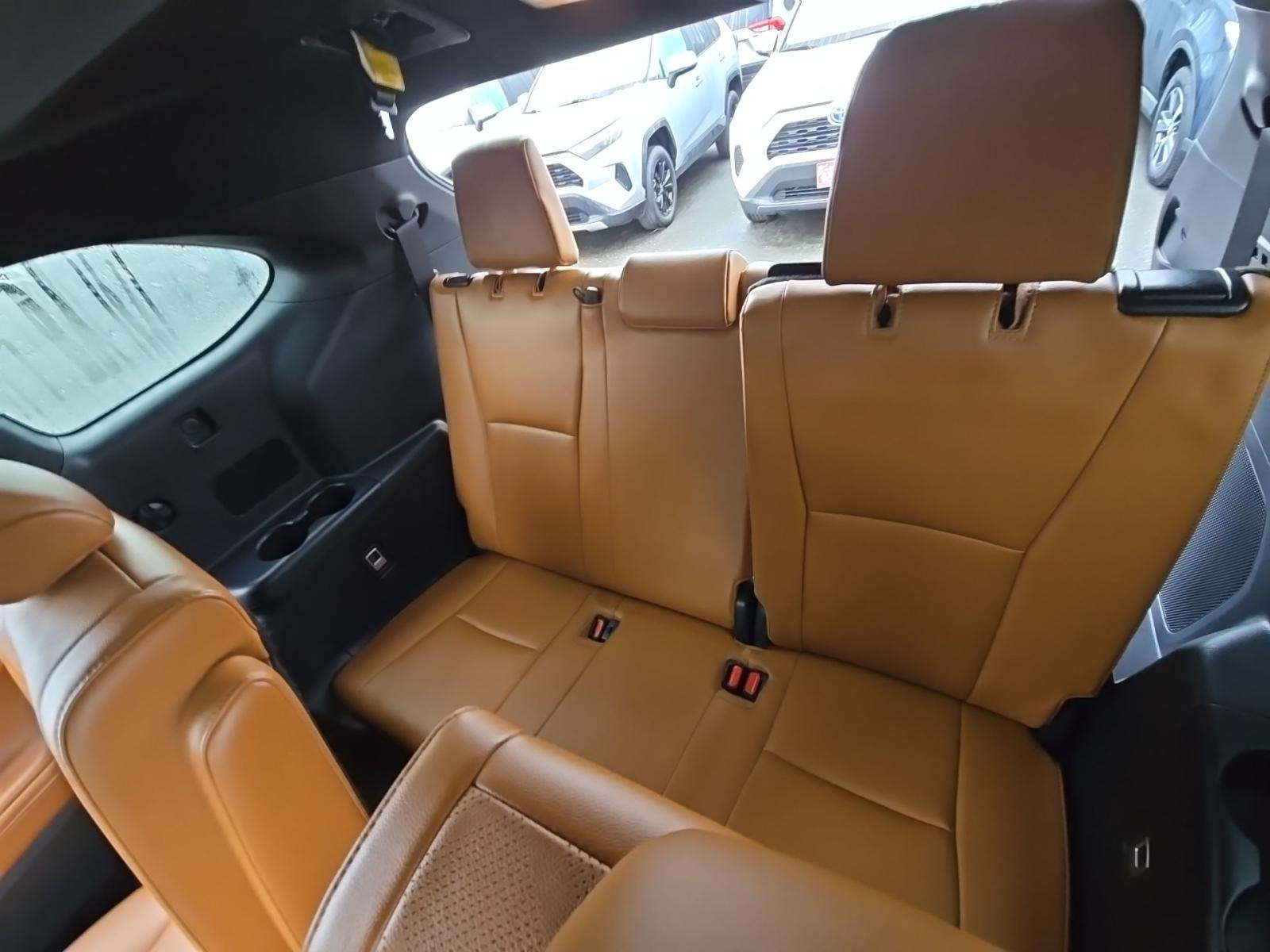 2025 Toyota Highlander Hybrid Platinum AWD