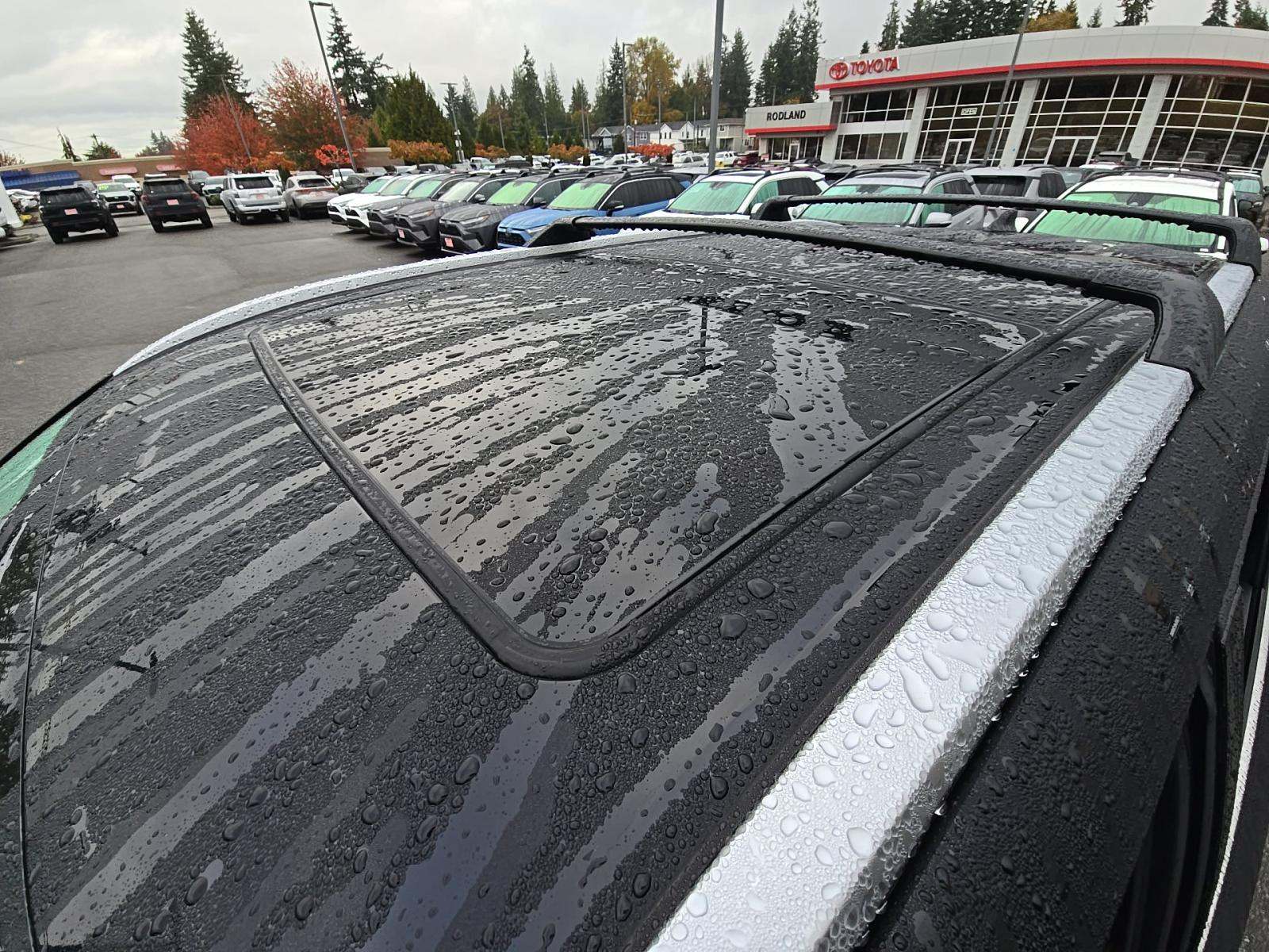 2025 Toyota Highlander Hybrid Platinum AWD