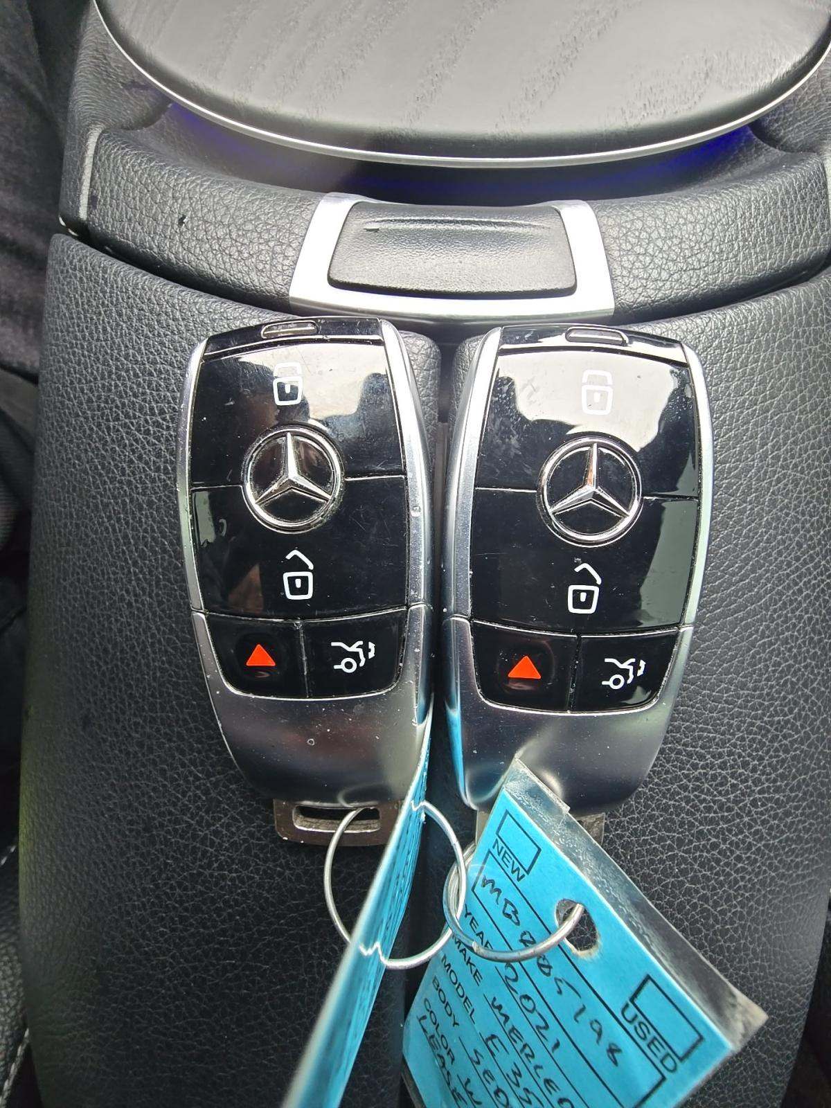 MERCEDES-BENZ E-CLASS - 4