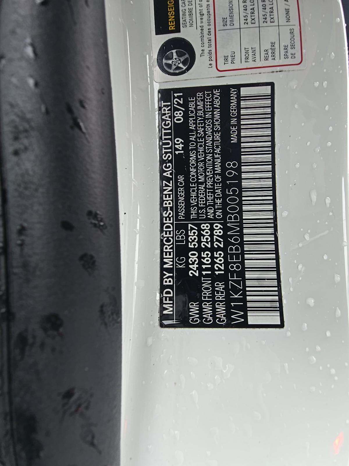 MERCEDES-BENZ E-CLASS - 1