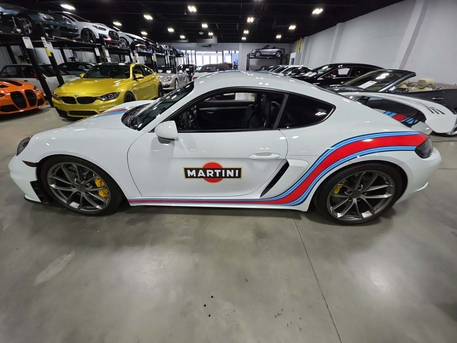 2022 Porsche 718 Cayman GT4 RWD