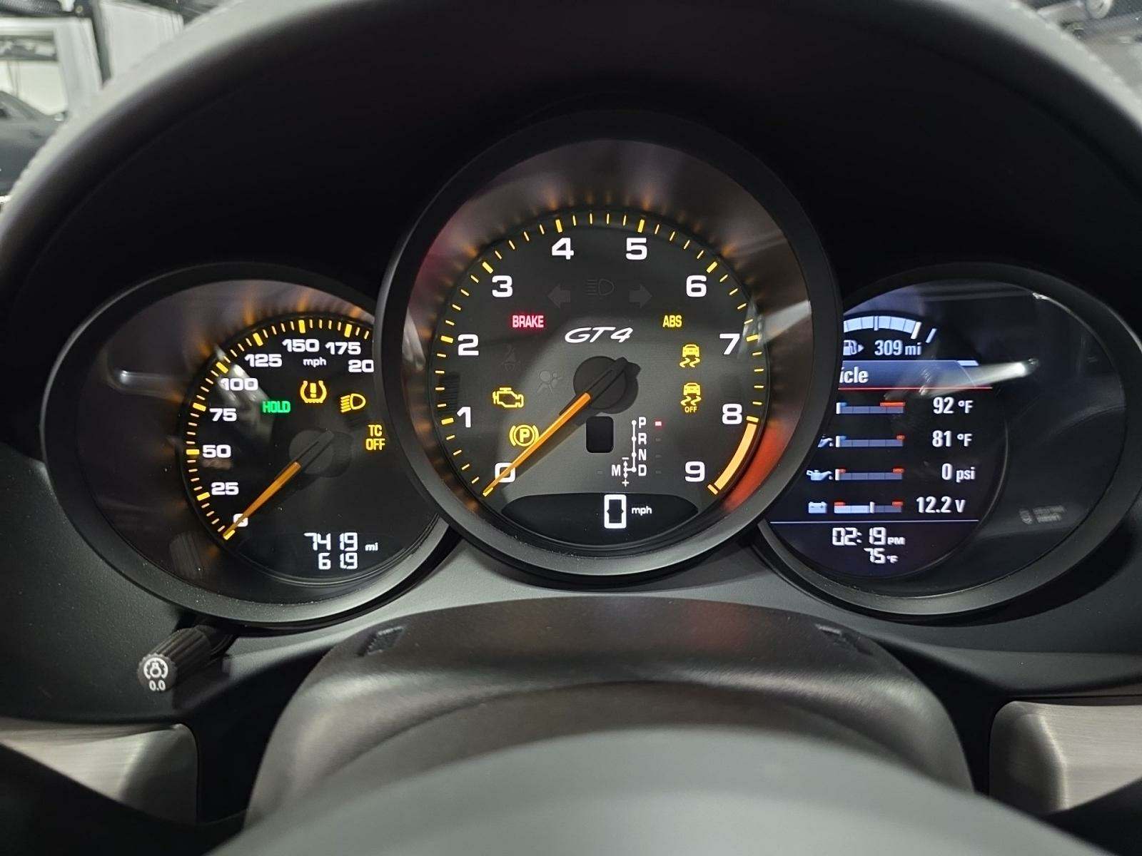 2022 Porsche 718 Cayman GT4 RWD