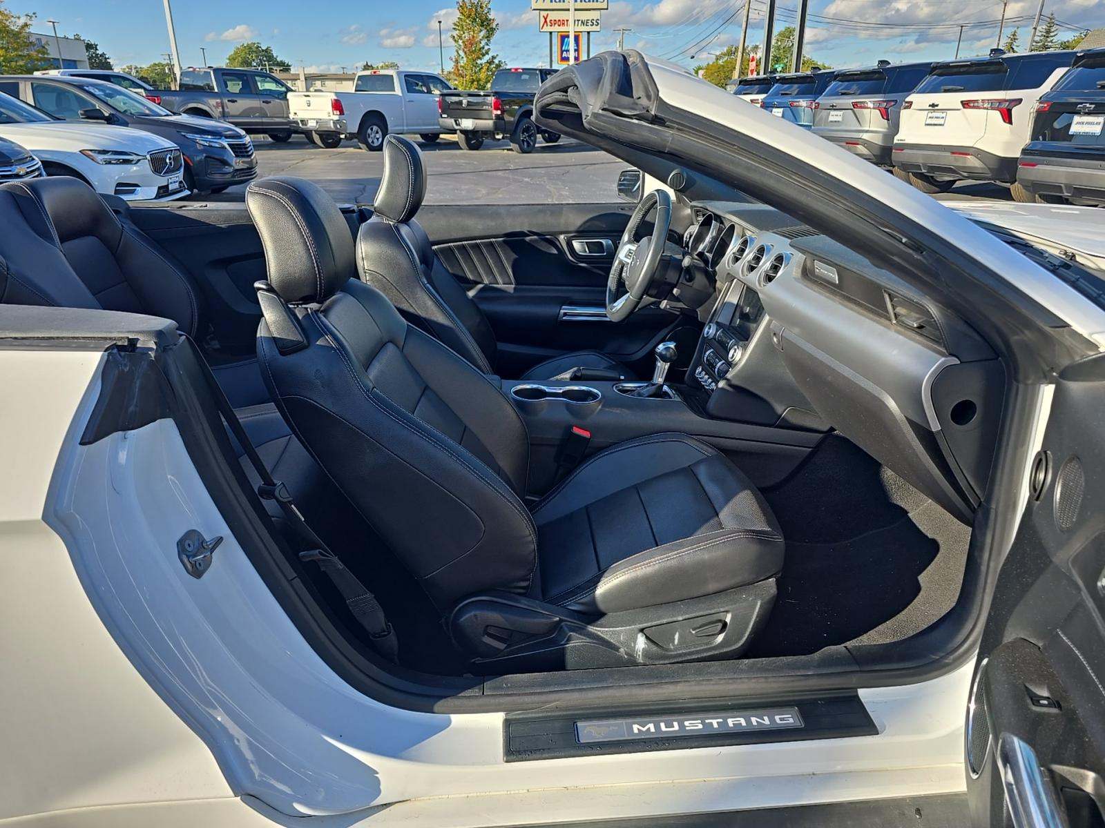 2023 Ford Mustang EcoBoost Premium RWD