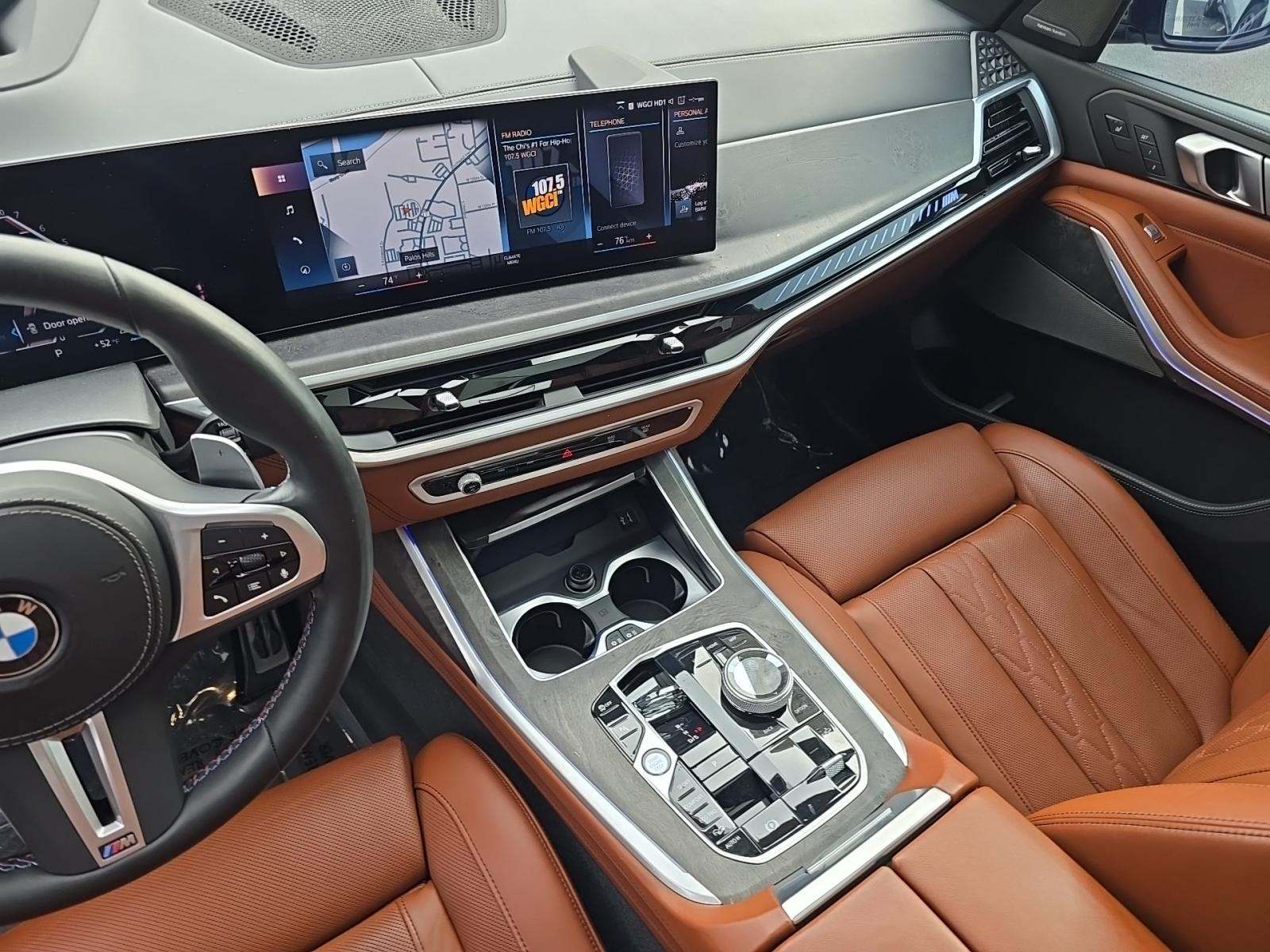 2023 BMW X7 M60i AWD