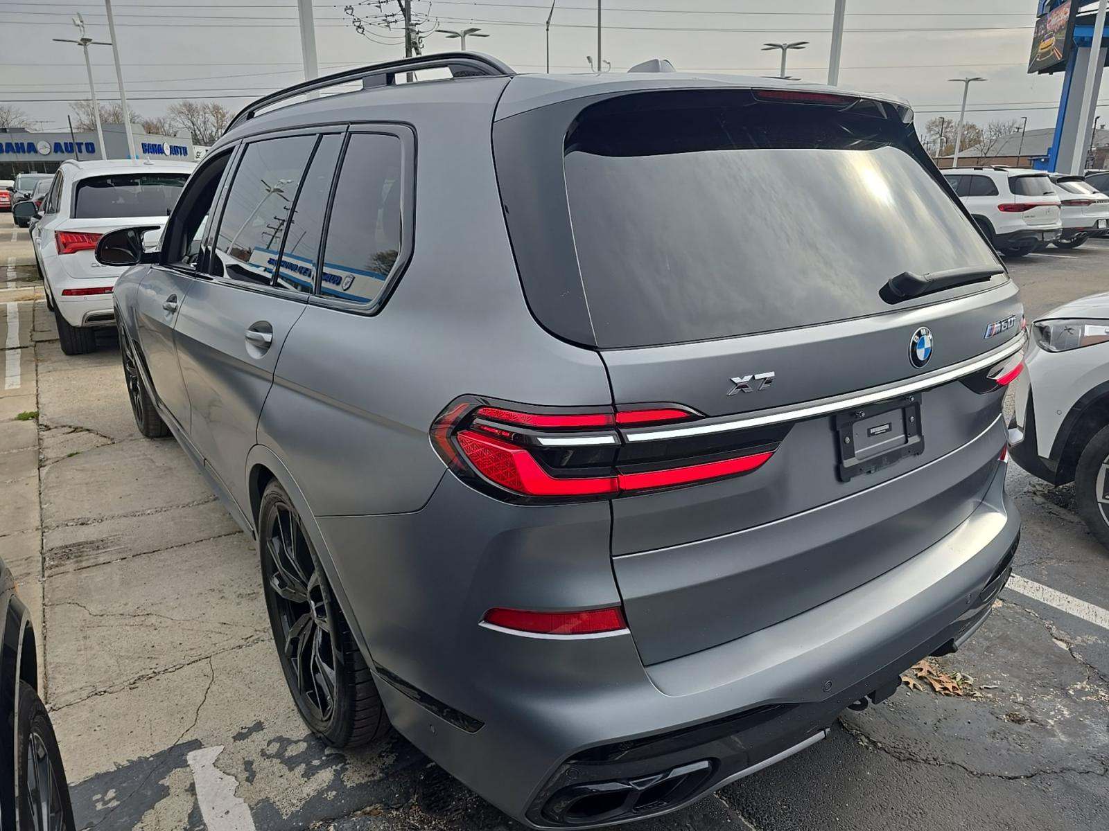 2023 BMW X7 M60i AWD