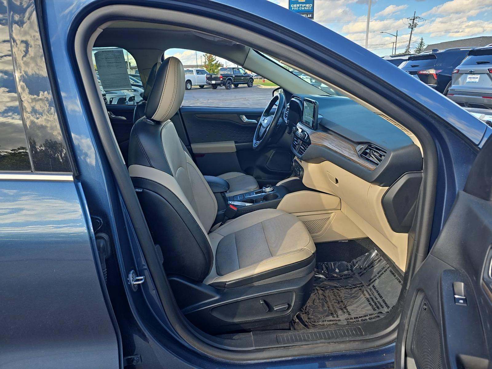 2020 Ford Escape Titanium AWD