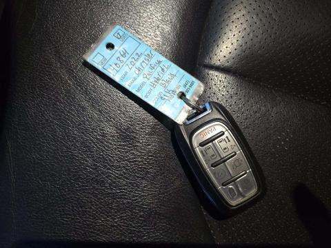 2022 Chrysler Pacifica Hybrid Touring L FWD