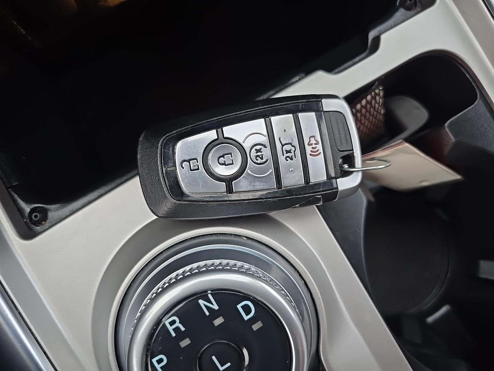 2024 Ford Explorer XLT RWD