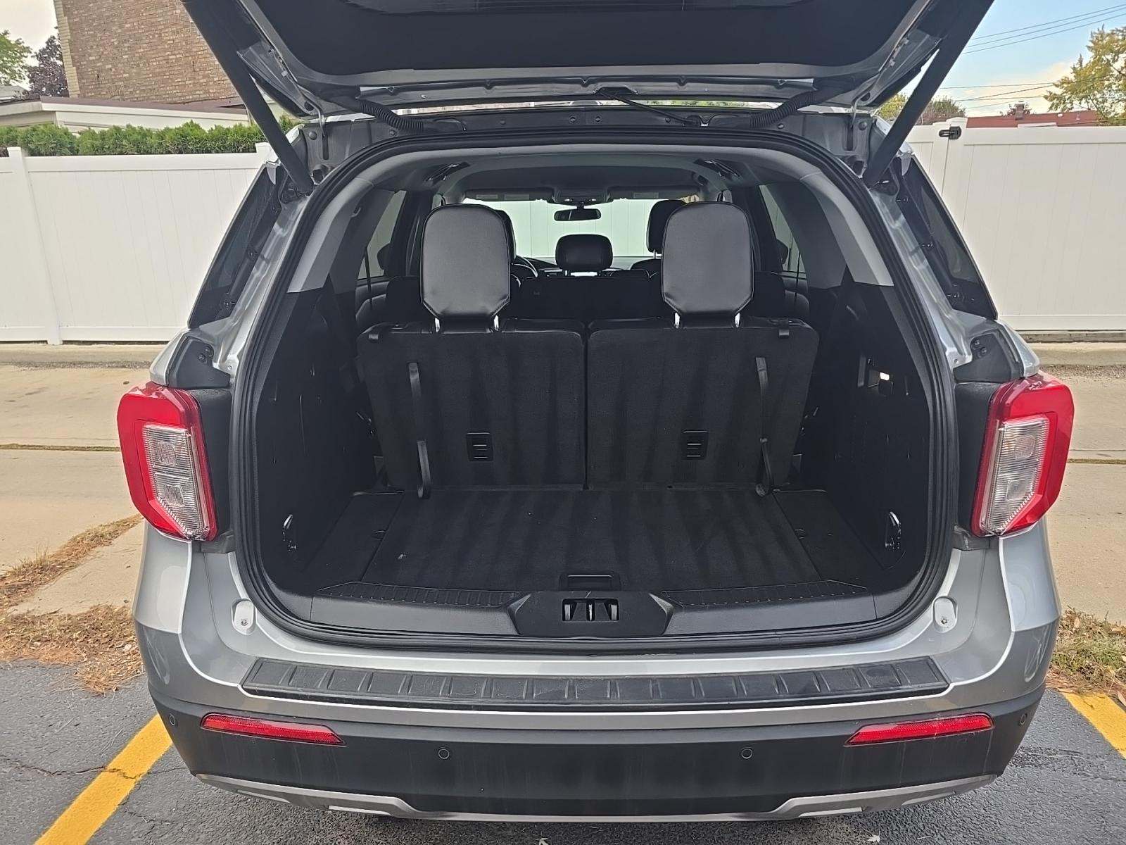 2024 Ford Explorer XLT RWD