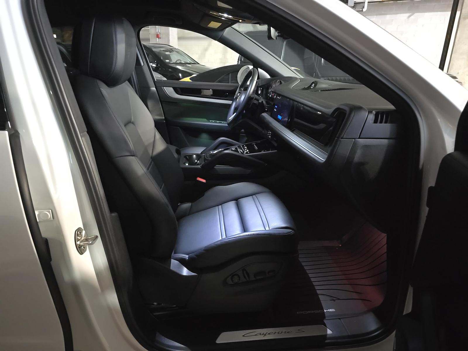 2024 Porsche Cayenne S AWD