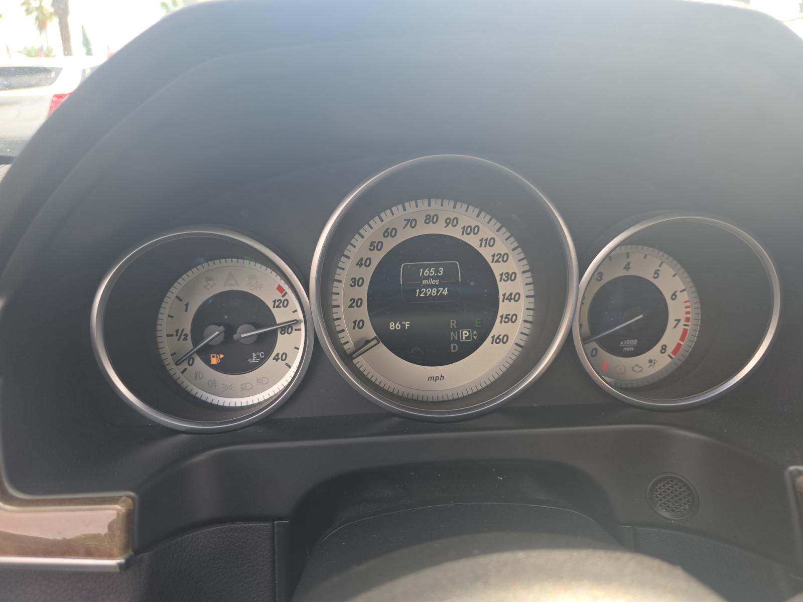 MERCEDES-BENZ E-CLASS - 9