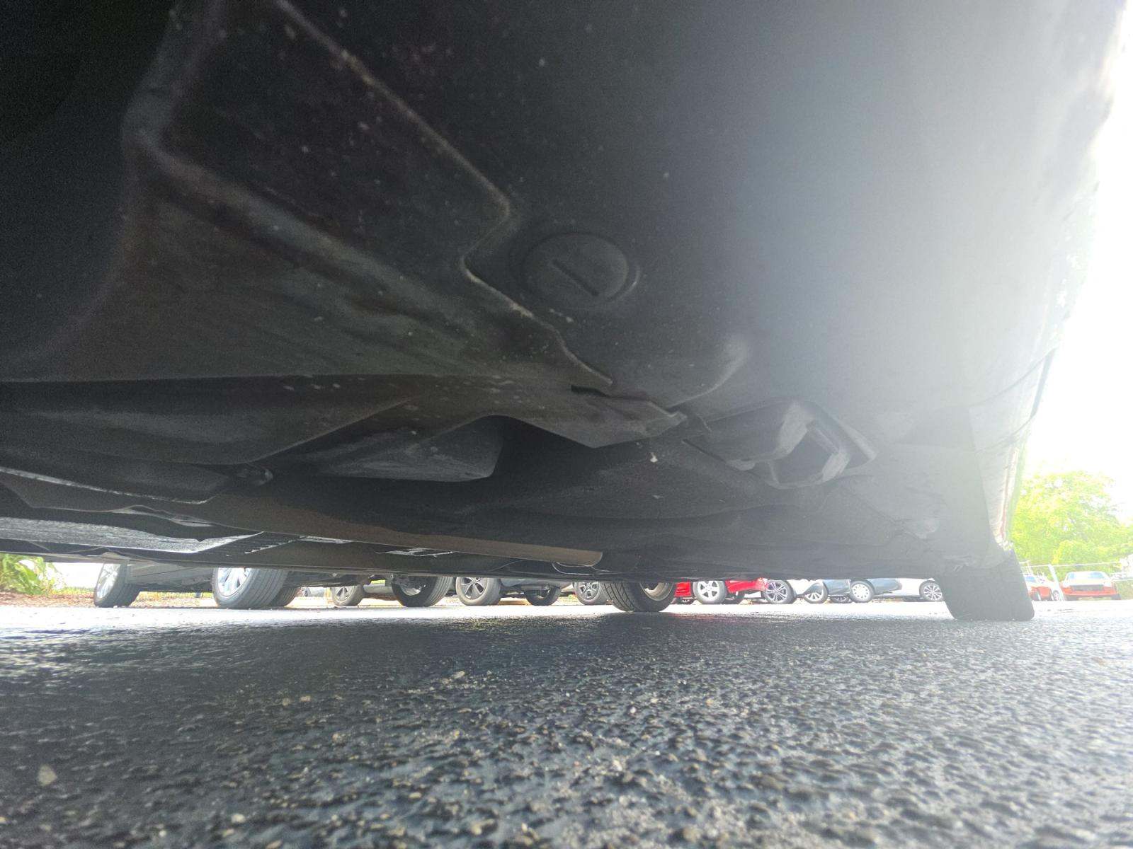 MERCEDES-BENZ E-CLASS - 7