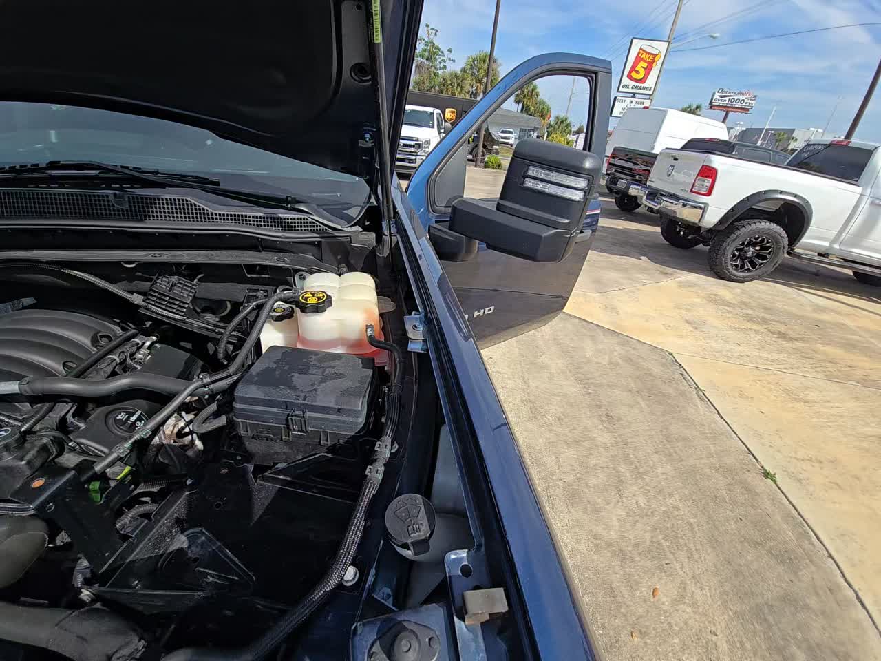 2023 Chevrolet Silverado 2500HD Custom AWD