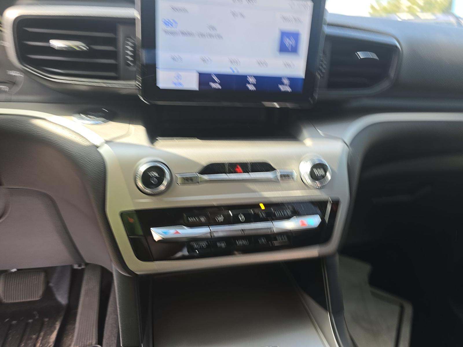 2022 Ford Explorer XLT RWD