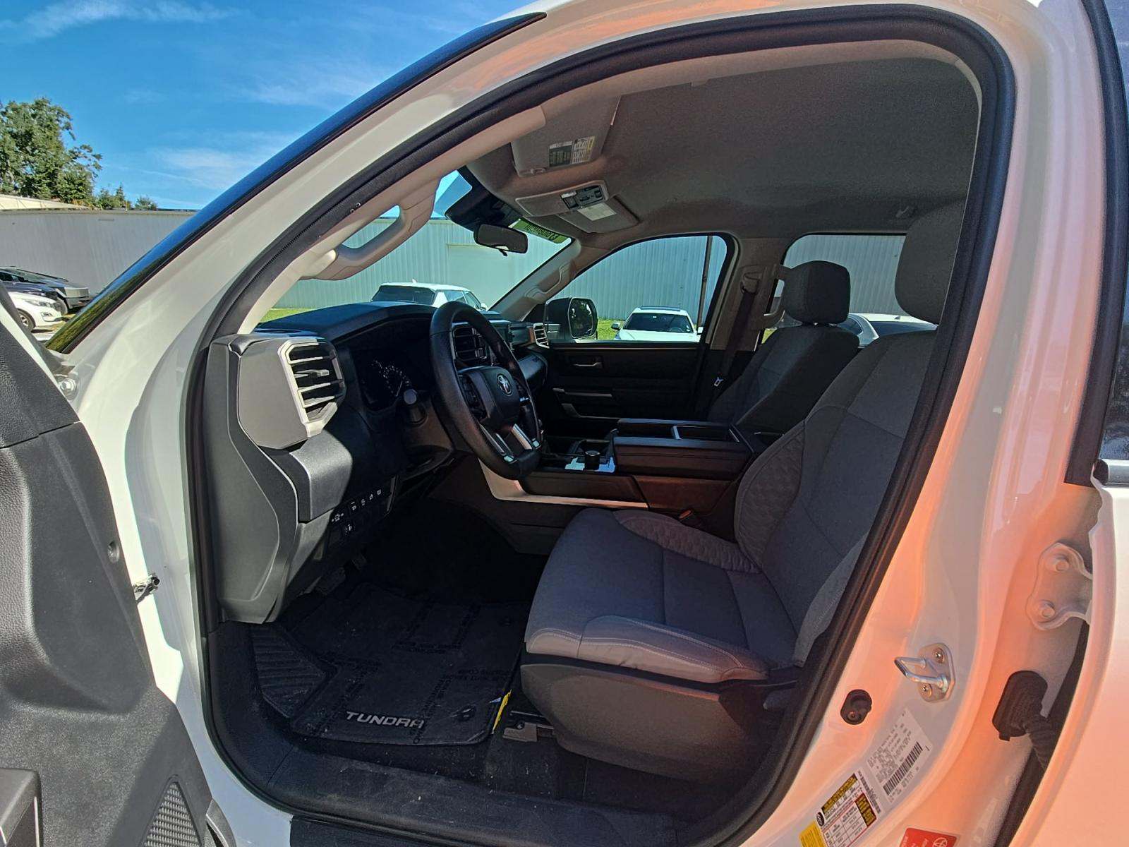 2022 Toyota Tundra SR5 RWD