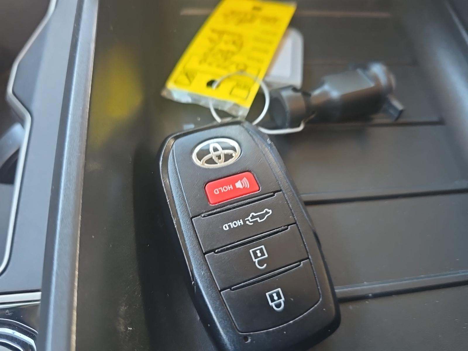 2022 Toyota Tundra SR5 RWD