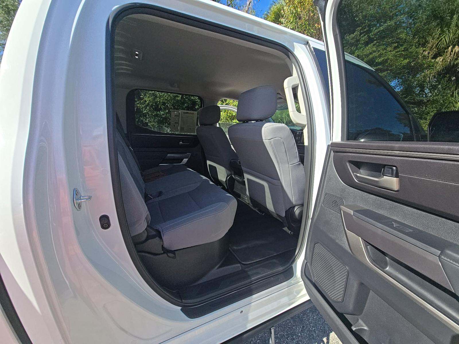 2022 Toyota Tundra SR5 RWD