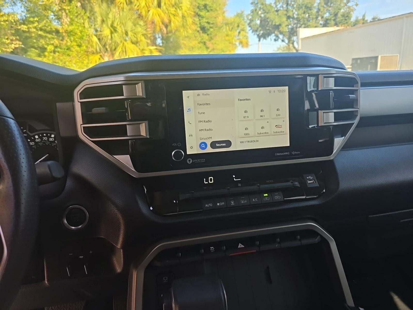 2022 Toyota Tundra SR5 RWD