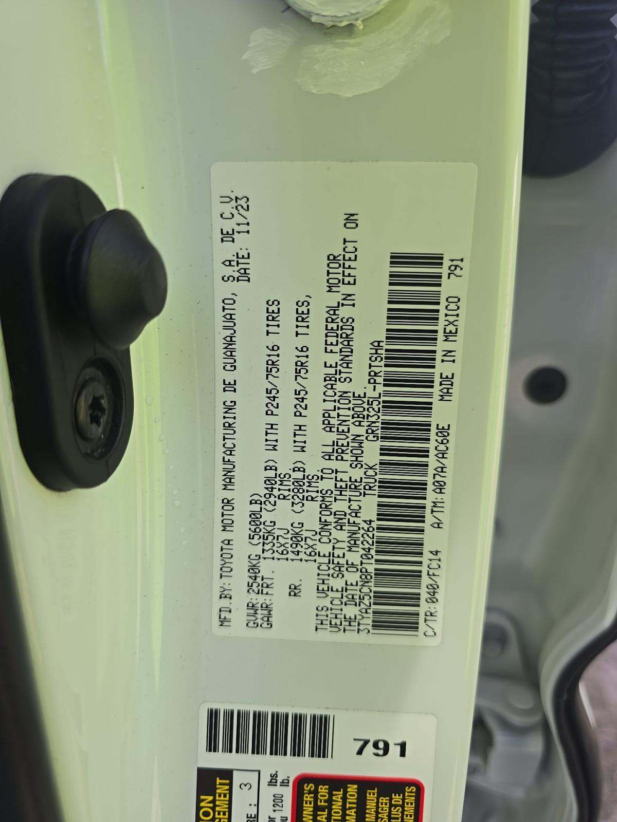 2023 Toyota Tacoma SR5 RWD