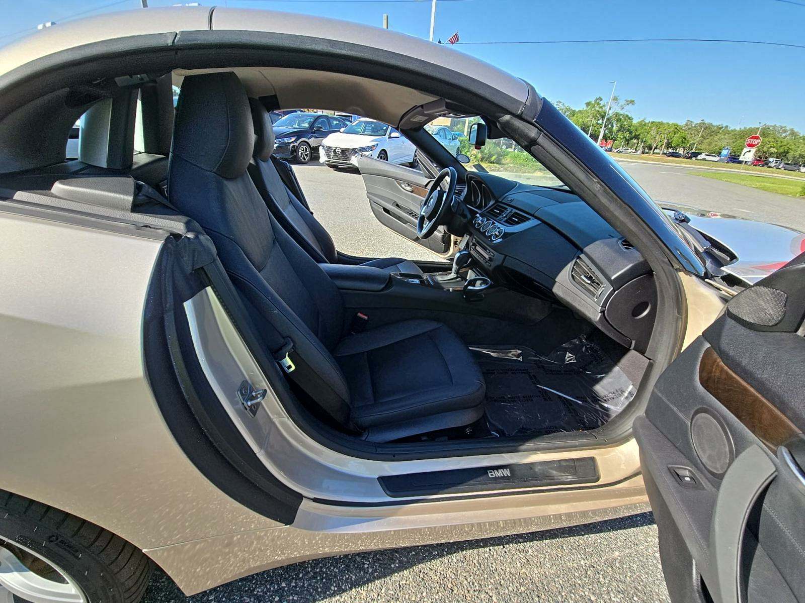 2011 BMW Z4 sDrive30i RWD