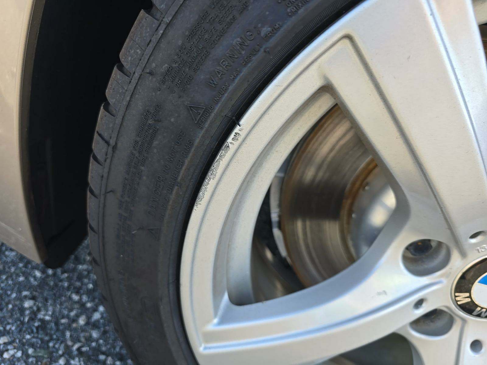 2011 BMW Z4 sDrive30i RWD