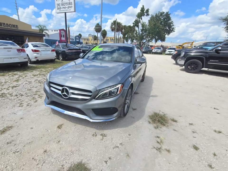 2015 Mercedes-Benz C 400 4MATIC Sedan